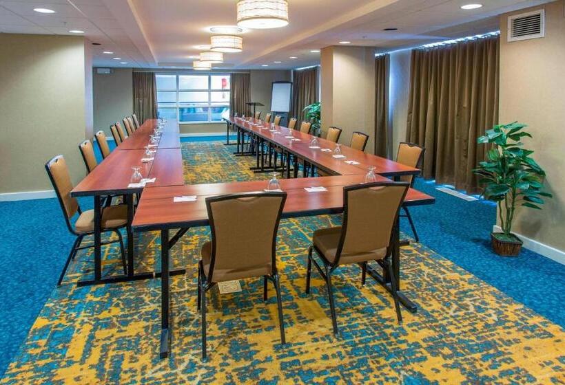 هتل Residence Inn By Marriott Moncton