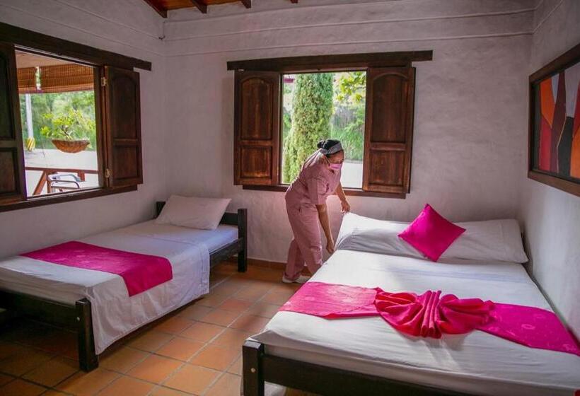 هتل Verano Resort San Gil