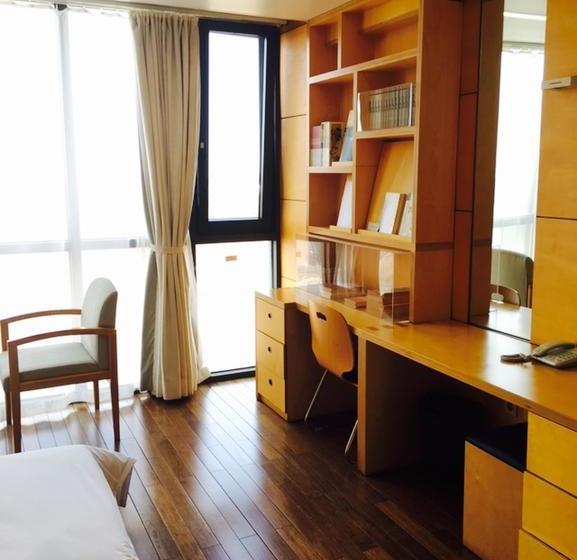 הוסטל Guesthouse Jijihyang