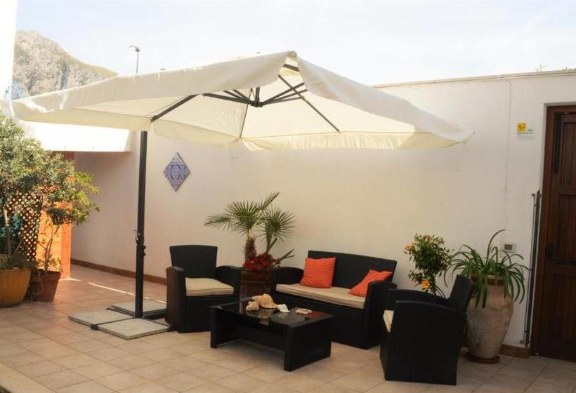 تختخواب و صبحانه Kimos