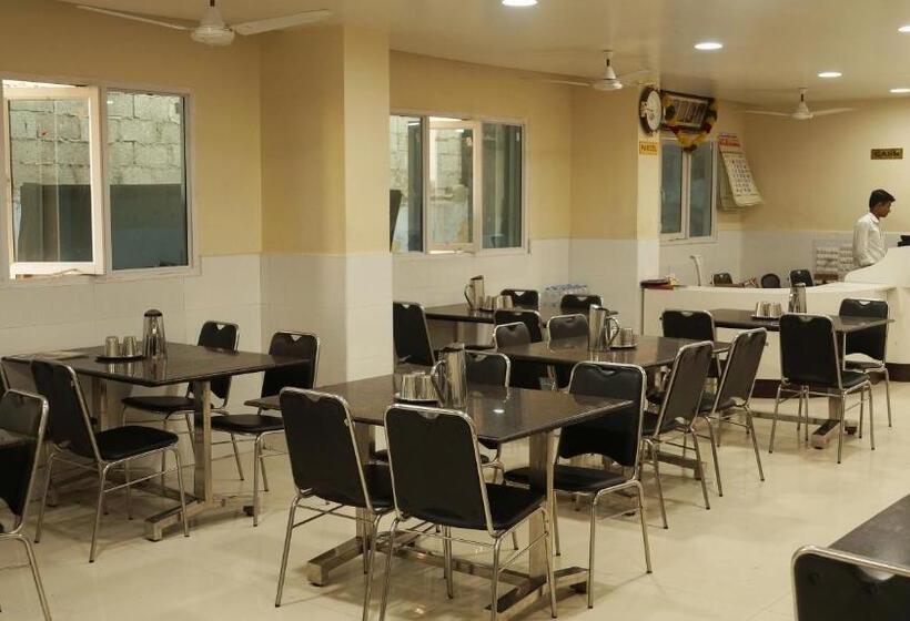 בית מלון כפרי Kani Residency