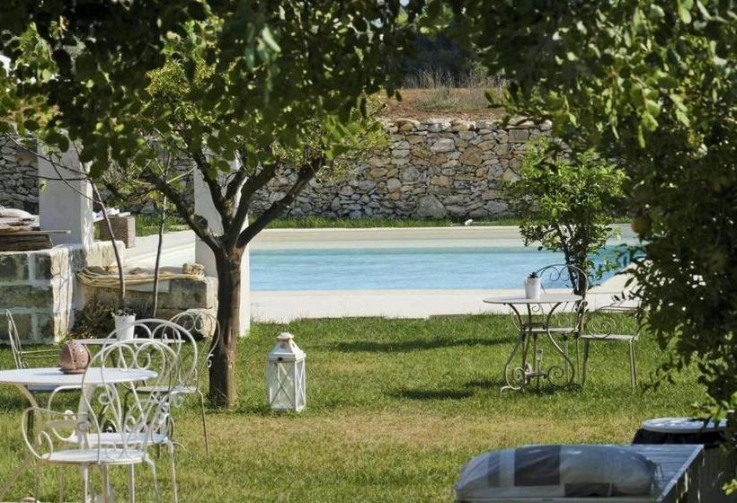 مبيت وإفطار Masseria Li Capperi