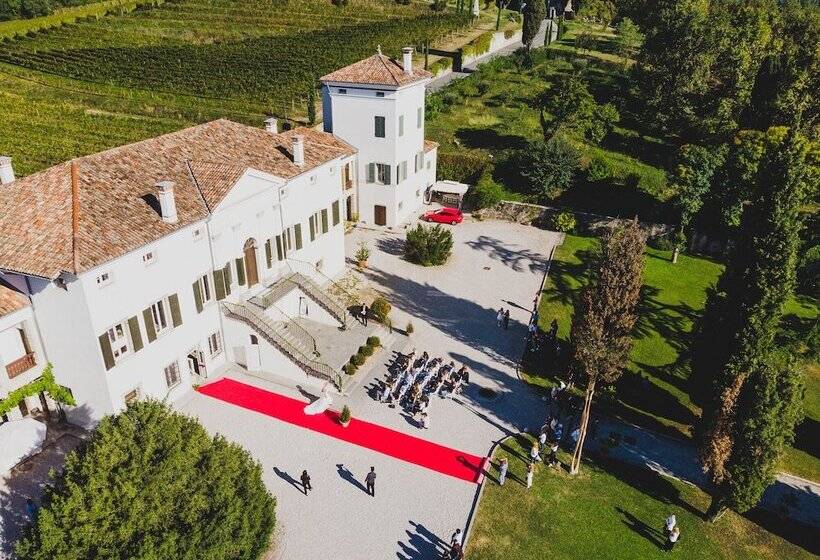 مبيت وإفطار Villa Dragoni