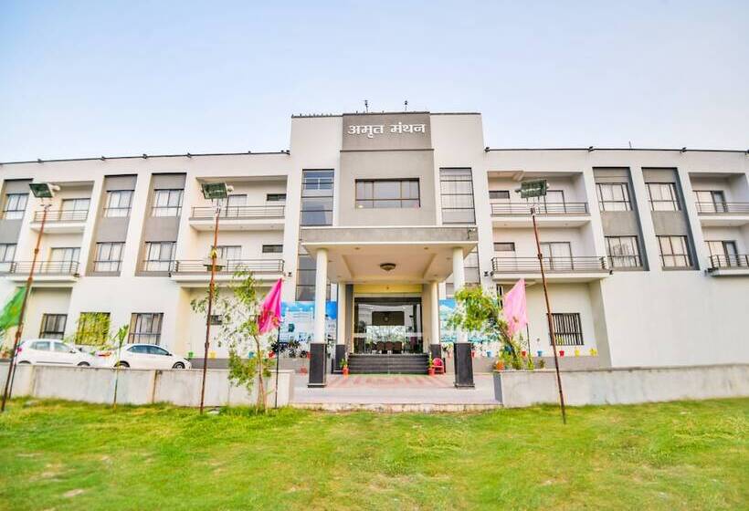 فندق Amrit Manthan