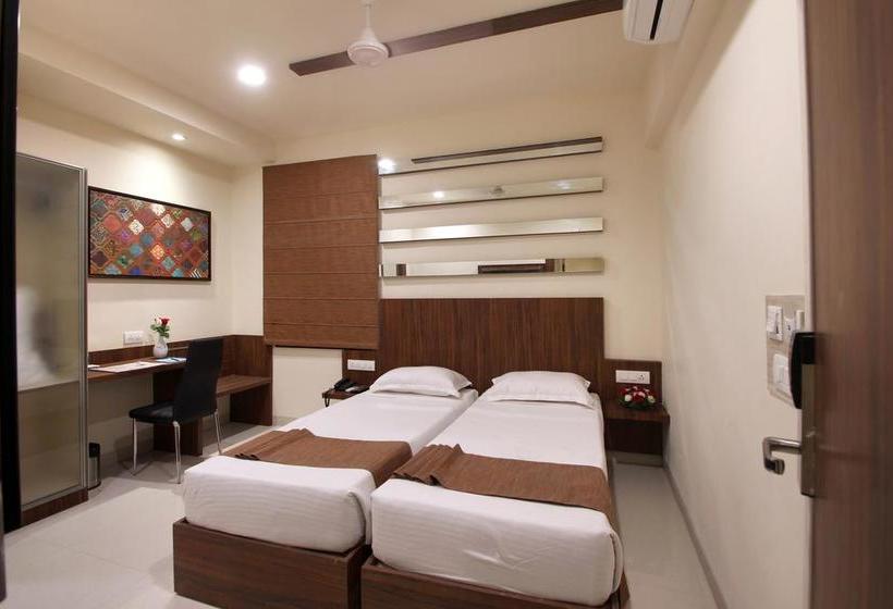 בית מלון כפרי Arastu  A Budget