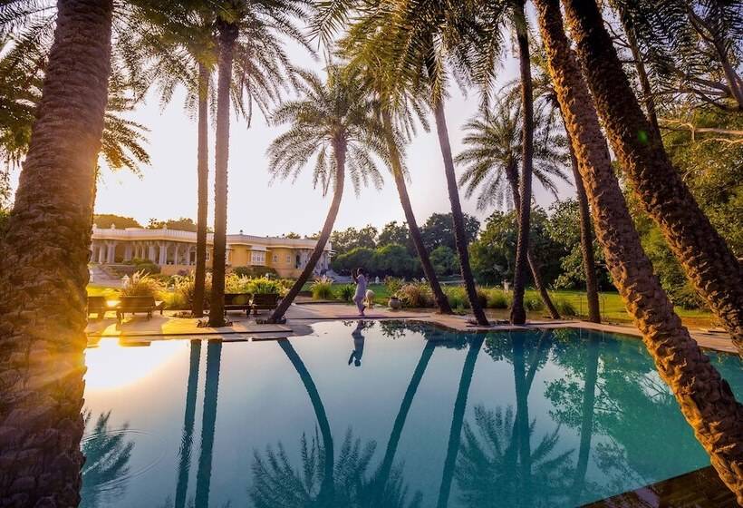 Hotel Dev Shree Deogarh