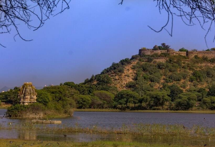 Hotel Dev Shree Deogarh