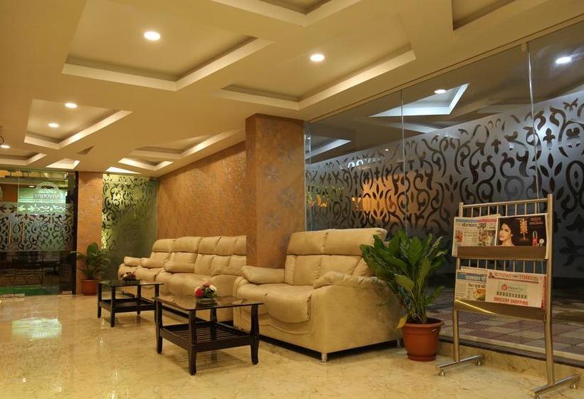 ホテル Fab Grand Savoury Suites