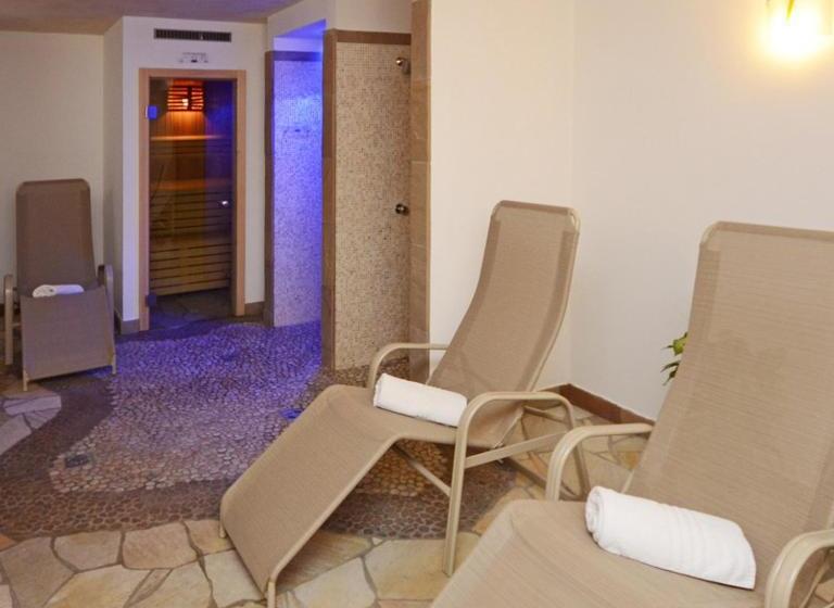 هتل La Campagnola