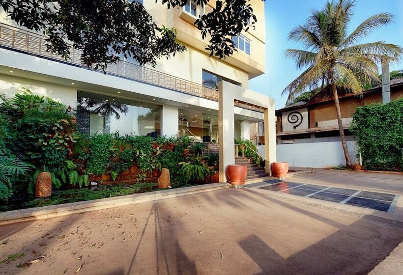 هتل Priyadarshini Pride