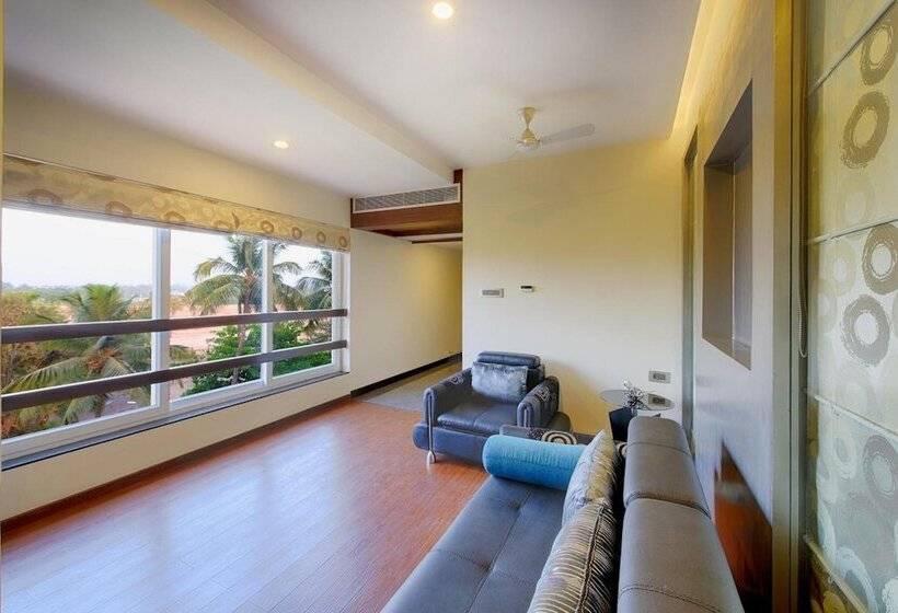 هتل Priyadarshini Pride