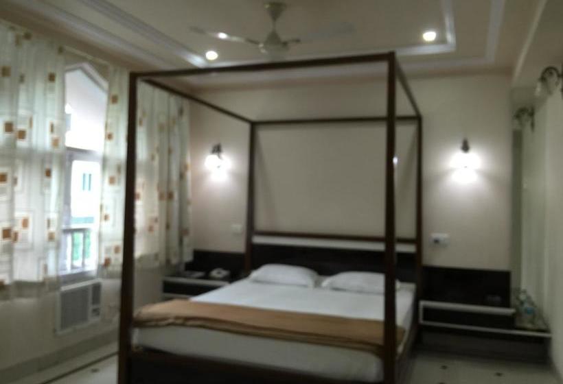 Sea Shell Resort