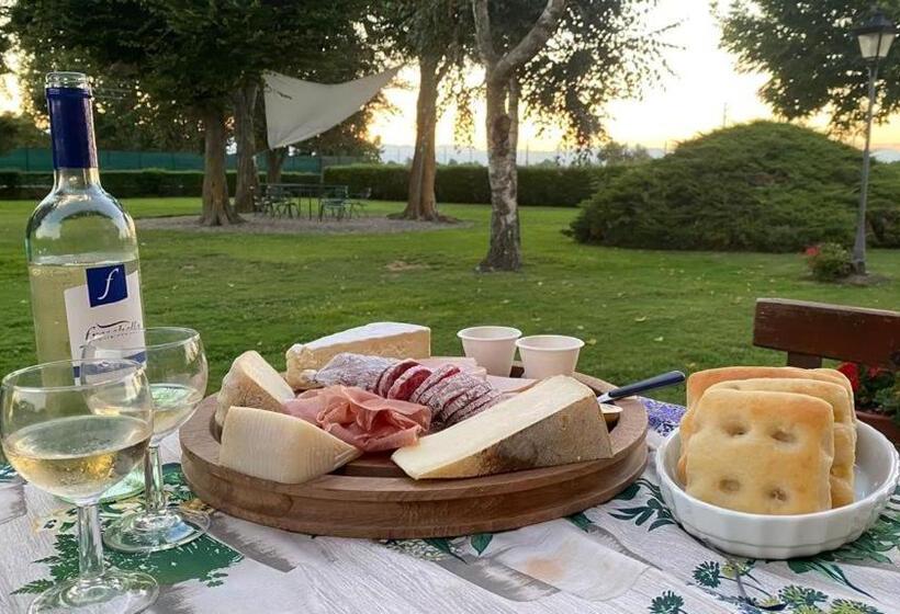 Bed and Breakfast Cascina La Barona