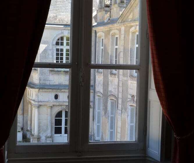 تختخواب و صبحانه Château De Panloy