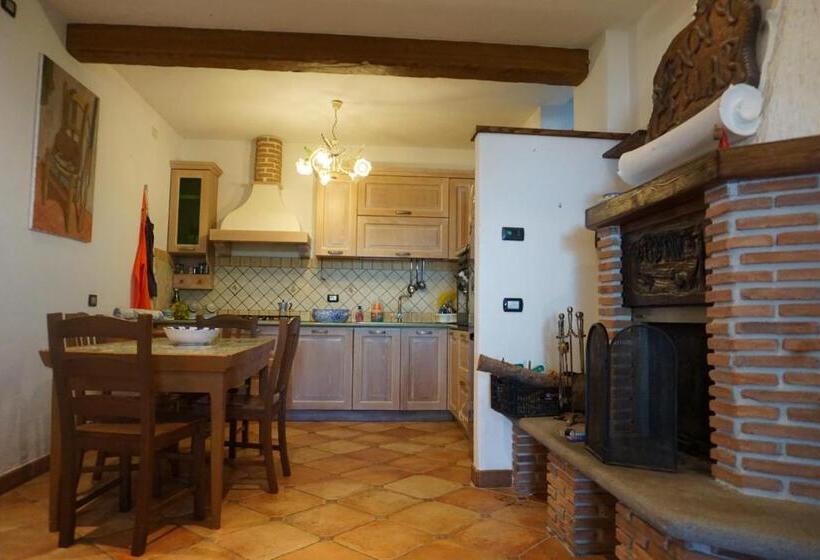 تختخواب و صبحانه Relais Maison De Charles