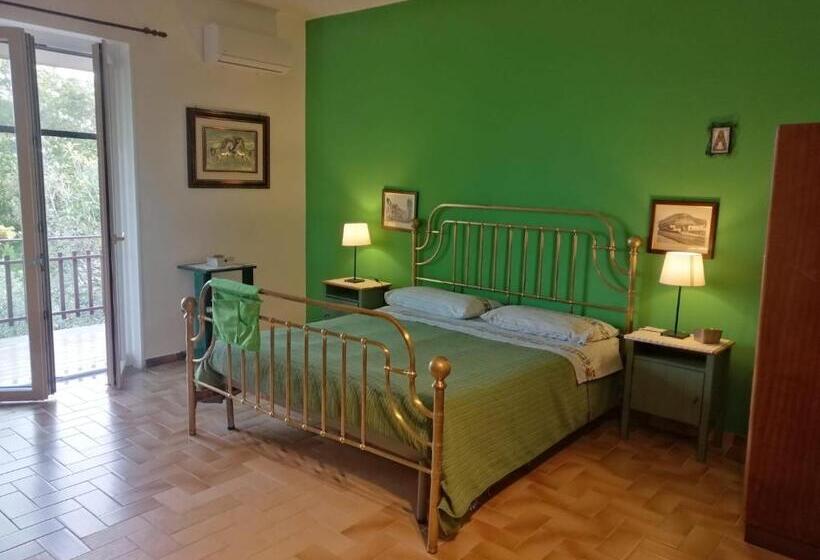 ベッドアンドブレックファースト Villa Montemma