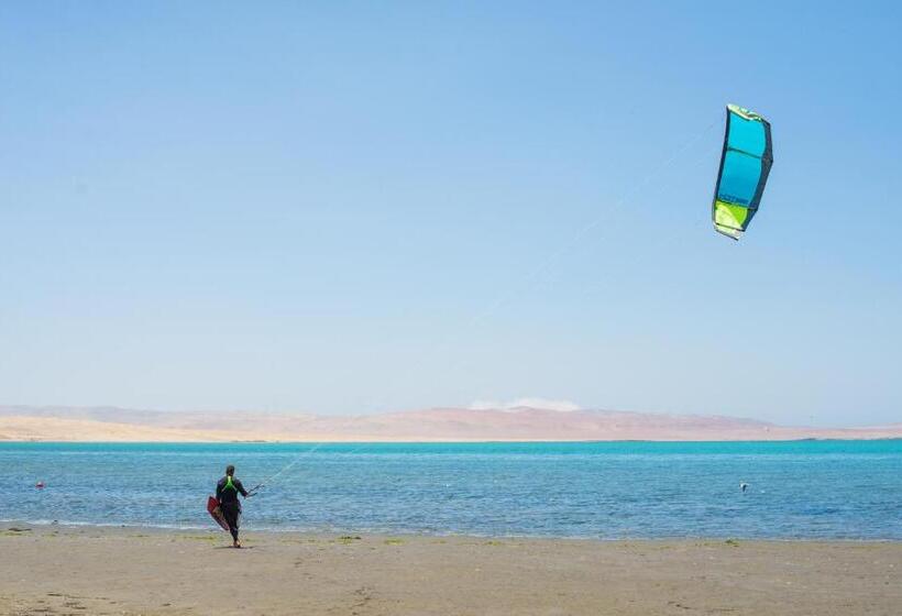 בית מלון כפרי Bamboo Paracas Resort