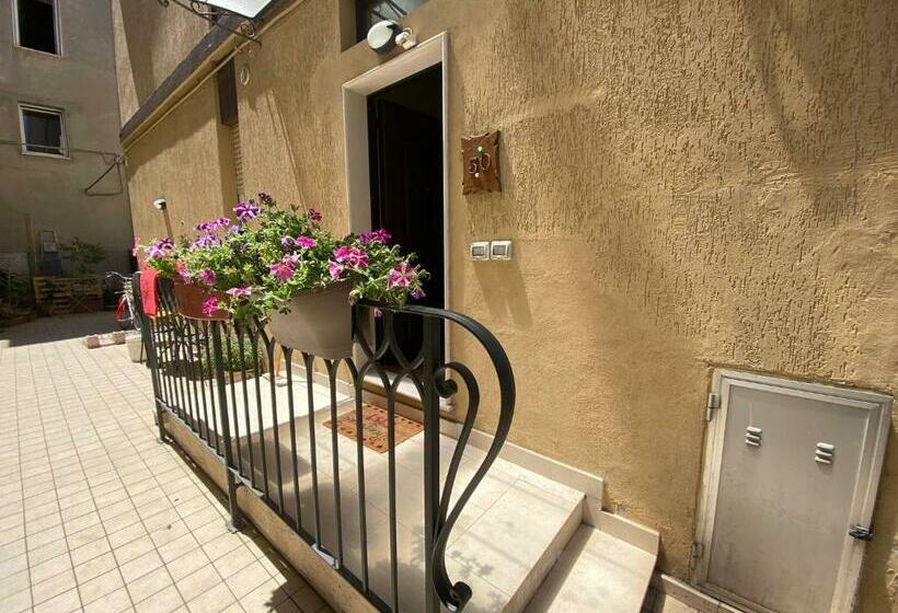 تختخواب و صبحانه Casa Riri