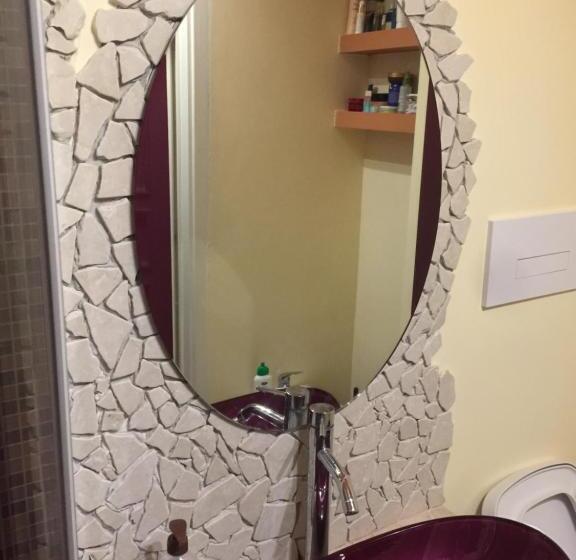 مبيت وإفطار The Incantation Guest House