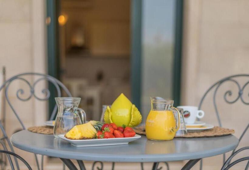تختخواب و صبحانه Villa Caramia