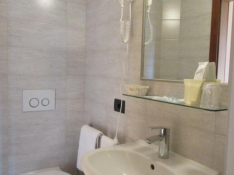 בית מלון כפרי Albergo Lucia