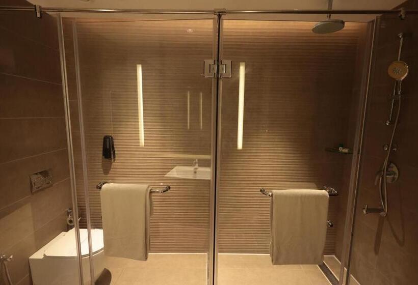 ホテル Cenneys Gateway