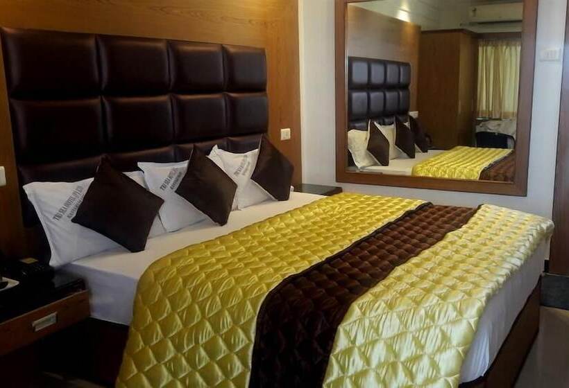 בית מלון כפרי Tri Sea