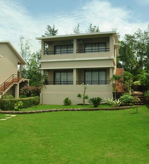 Nakshatra Beach Resort