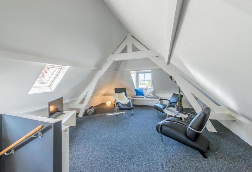 B&b Binnengewoon Rooms With A View