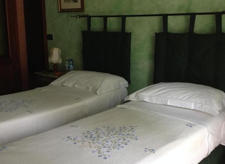 مبيت وإفطار Beb Villa Aurora