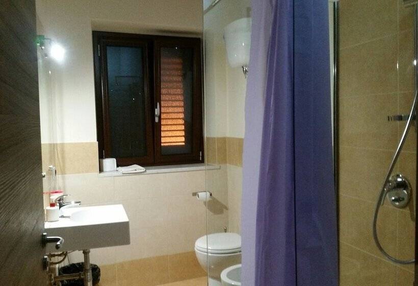 تختخواب و صبحانه Casa Natia