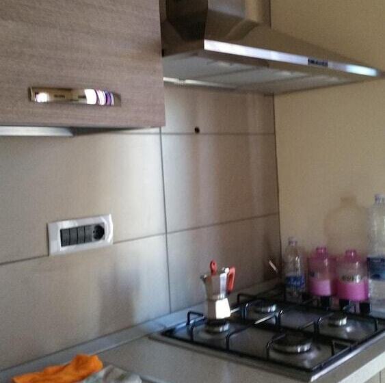 تختخواب و صبحانه Casa Natia