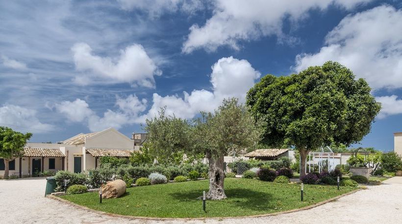 تختخواب و صبحانه Casale Domè