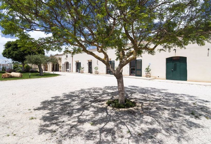 تختخواب و صبحانه Casale Domè