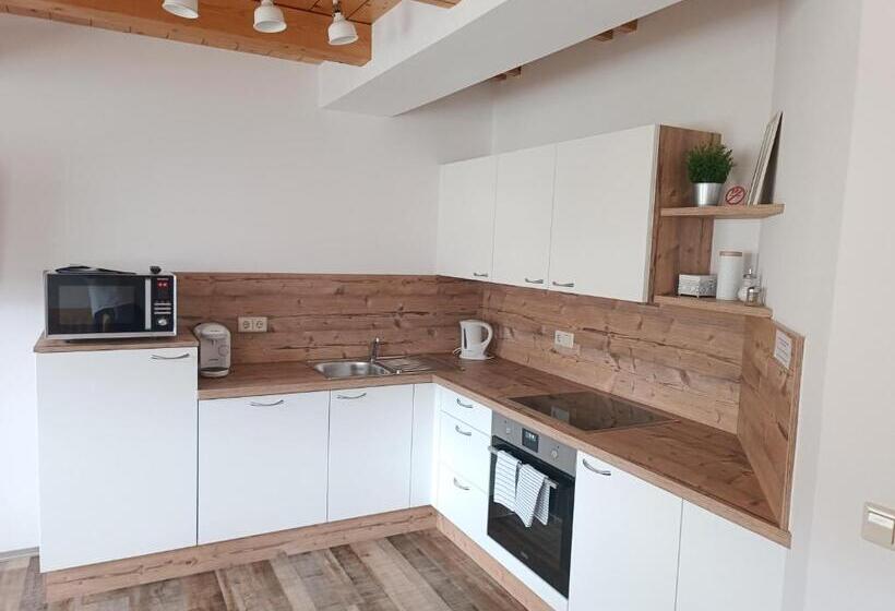 مبيت وإفطار Haus Ofner Am Kreischberg