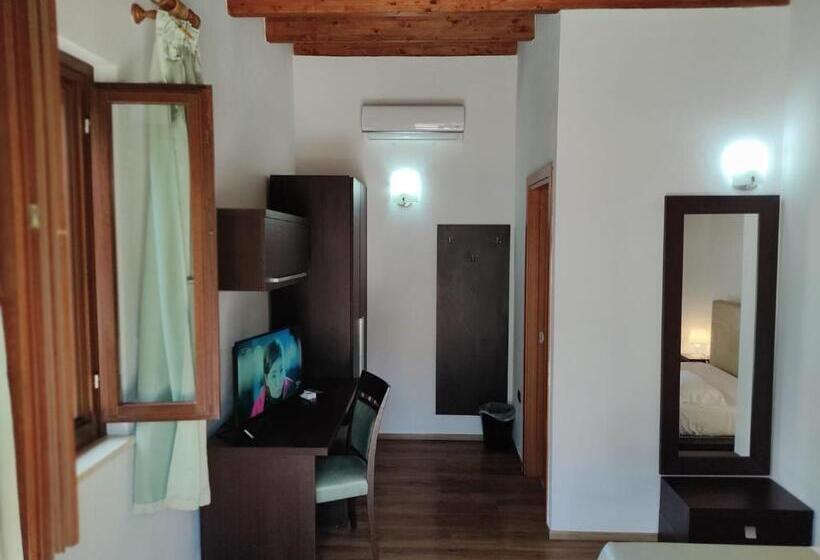 تختخواب و صبحانه Maglioferro Residence