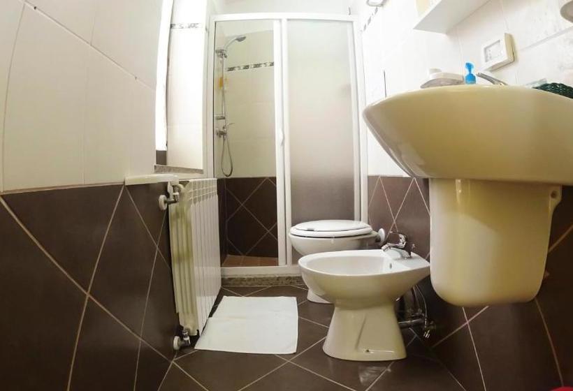 تختخواب و صبحانه Rosa Di Mare