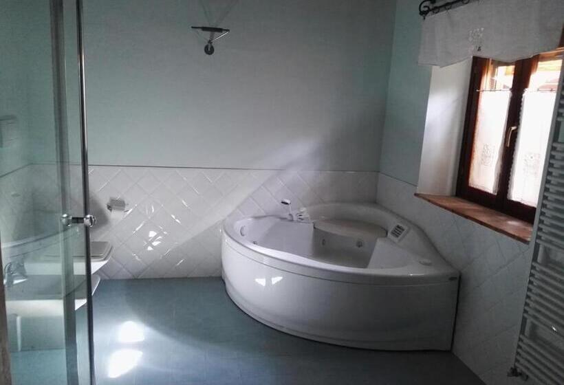 مبيت وإفطار Villarondanella