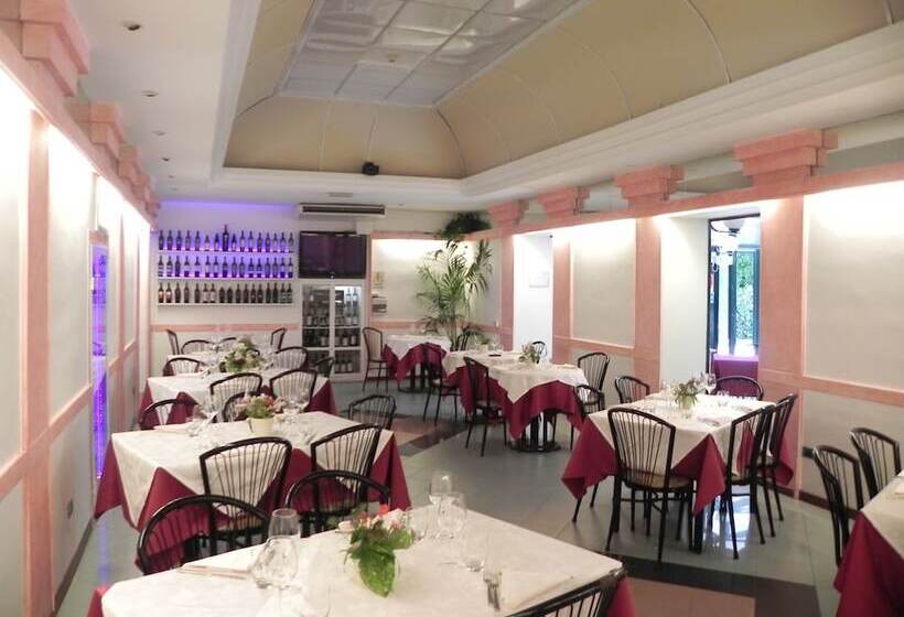 בית מלון כפרי Villa Robinia