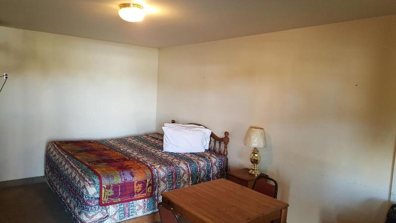 Lazy T Motel