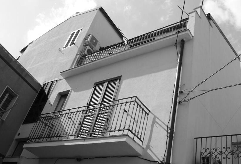 Agorà Akrai B&b