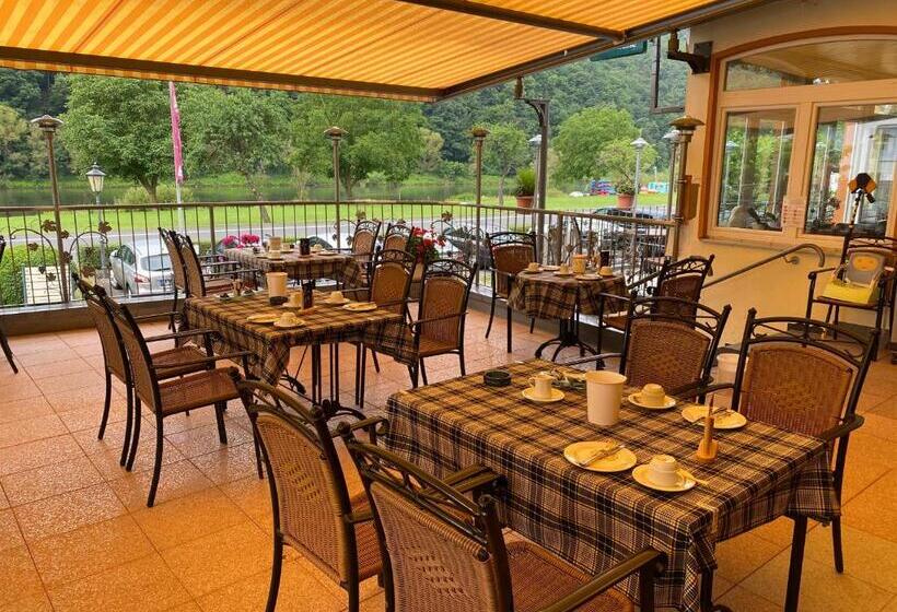 ホテル Moselterrasse