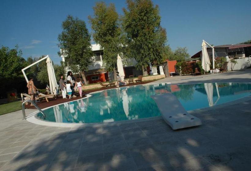 تختخواب و صبحانه Alfieri Cottage