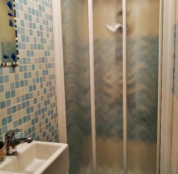 مبيت وإفطار Casa Dei Mombri