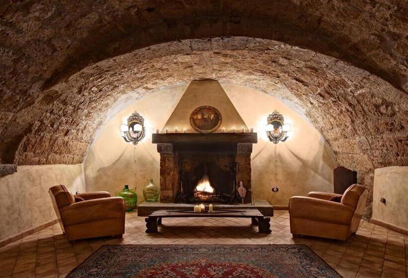 Bed and Breakfast Corte Della Maesta Antica Residenza