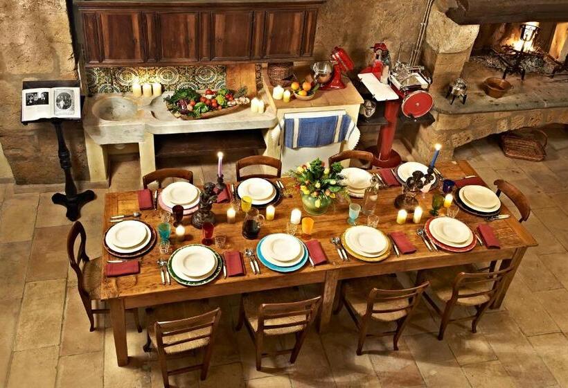 Bed and Breakfast Corte Della Maesta Antica Residenza