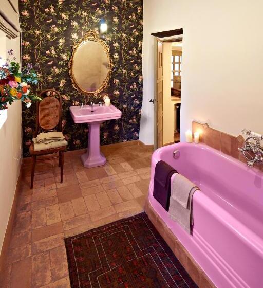 Bed and Breakfast Corte Della Maesta Antica Residenza