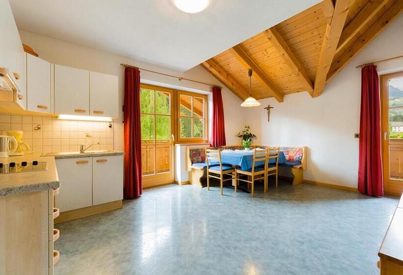 مبيت وإفطار Garni Bergland