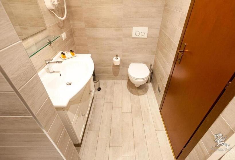 住宿加早餐  Il Grifo