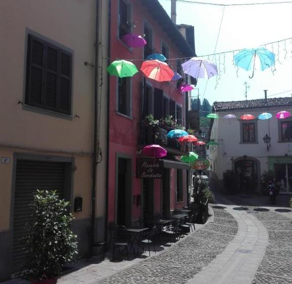 مبيت وإفطار Labarchettaok